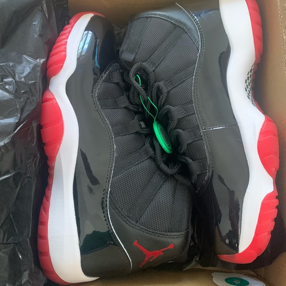 Jordan 11 bred retro